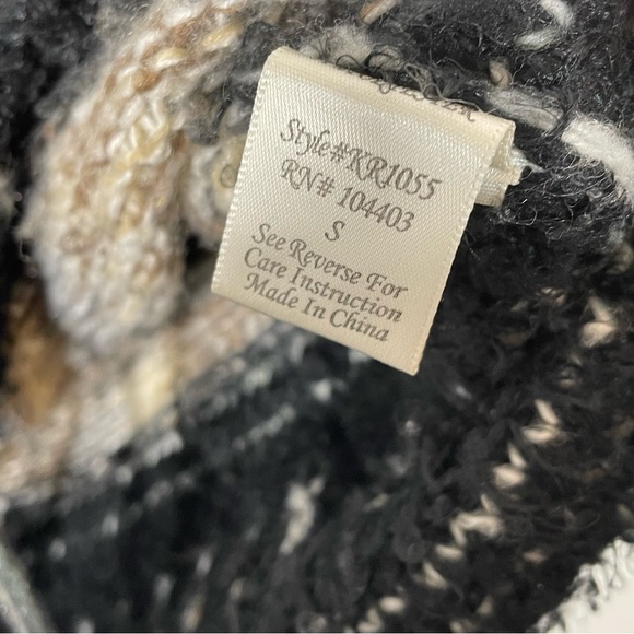 Altar’d State Boho Fringe Vee Neck Black & Tan Striped Sweater Size S - Picture 5 of 7